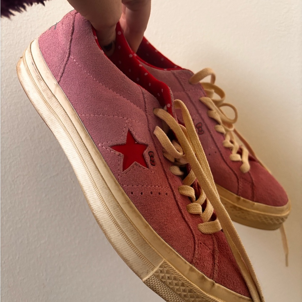 Converse x Hello kitty Red and Pink suede Sneakers